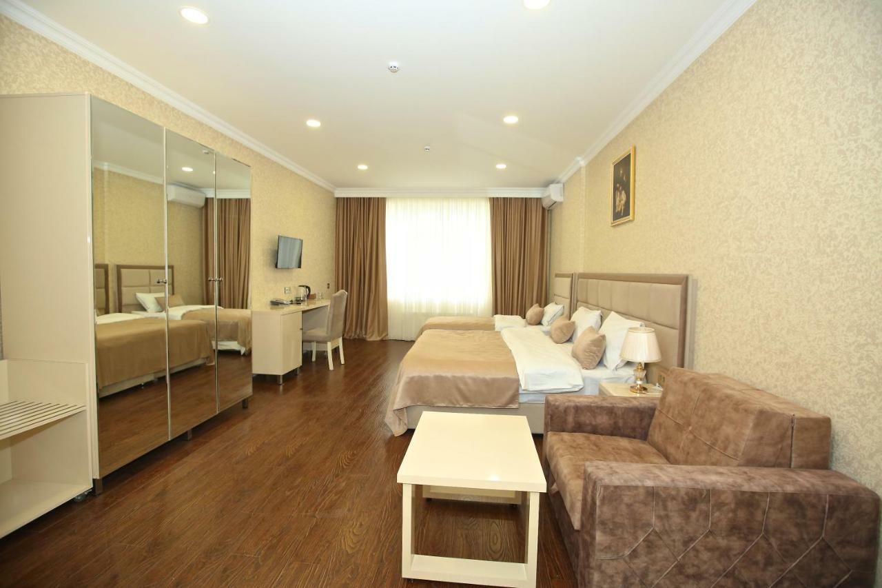 El Royal Hotel Баку Екстериор снимка