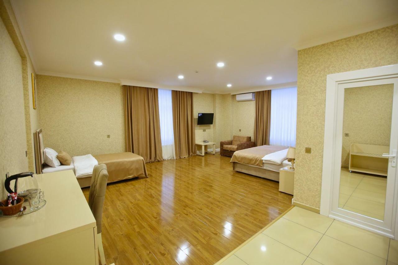 El Royal Hotel Баку Екстериор снимка