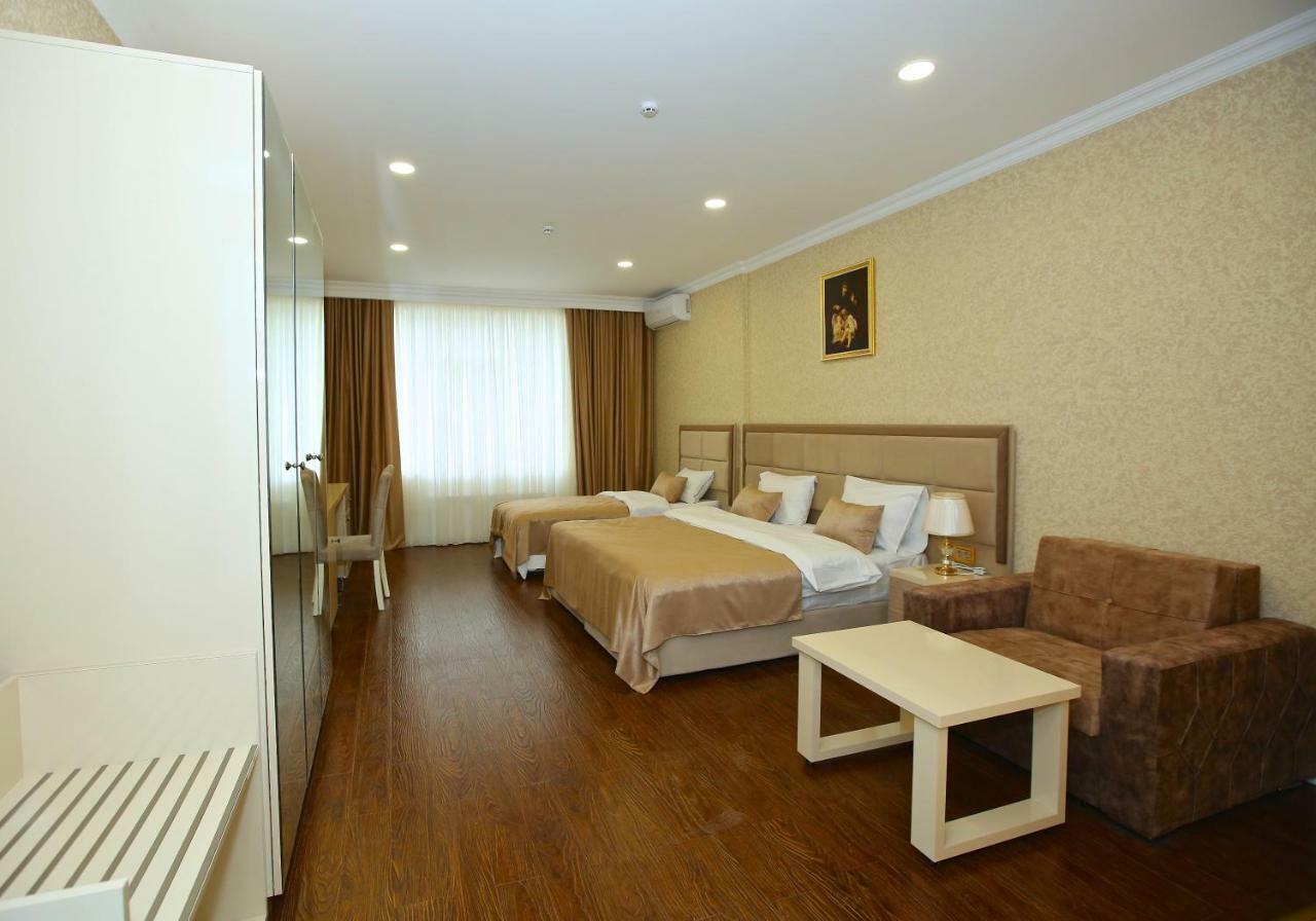 El Royal Hotel Баку Екстериор снимка