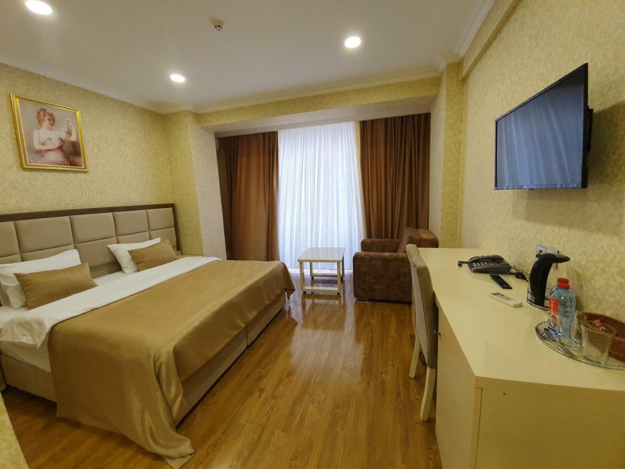 El Royal Hotel Баку Екстериор снимка
