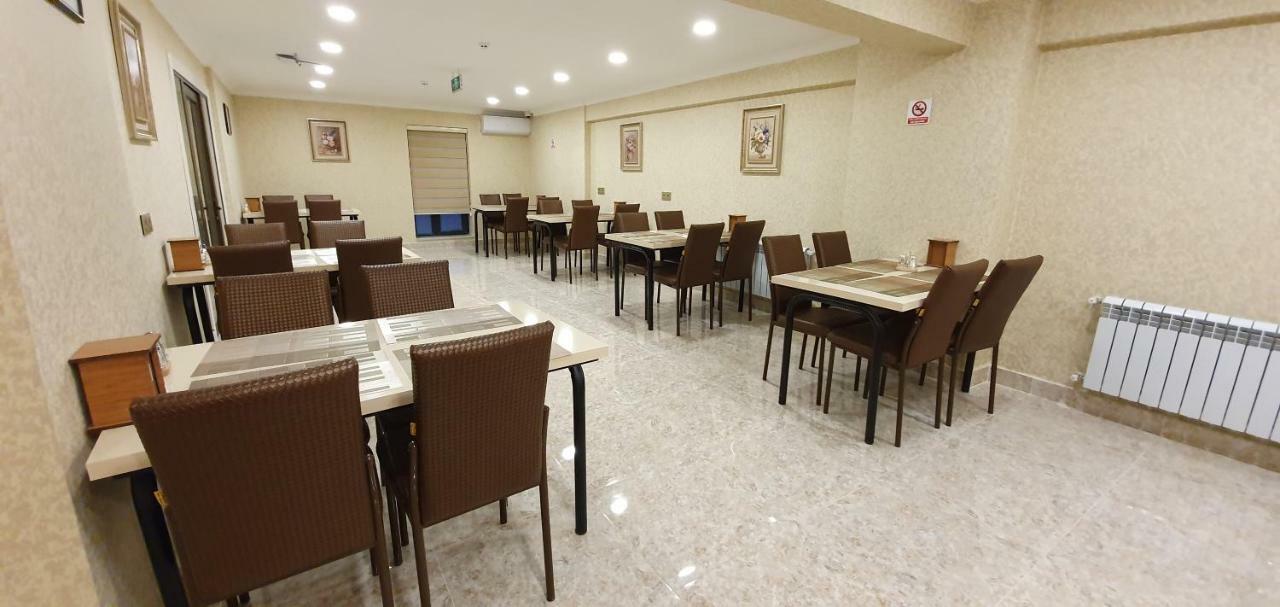 El Royal Hotel Баку Екстериор снимка